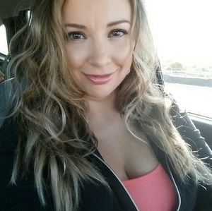 Meet your Posher, Chelsi